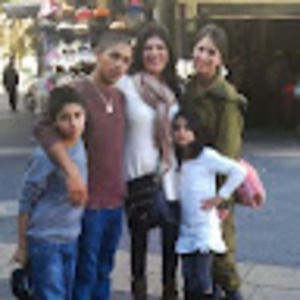 Meet your Posher, Gila